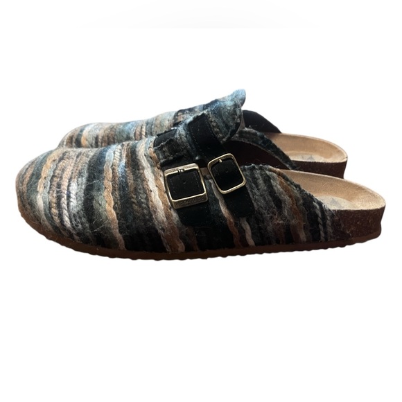 Rocketdog Natural Colored Loafer Slides - Picture 4 of 6